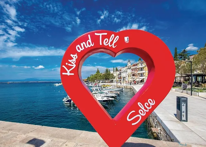 2 Bedroom Awesome In * Selce