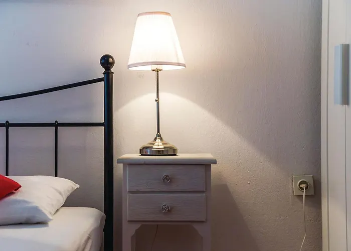 2 Bedroom Awesome In Lägenhet