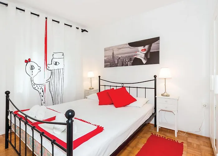 2 Bedroom Awesome In