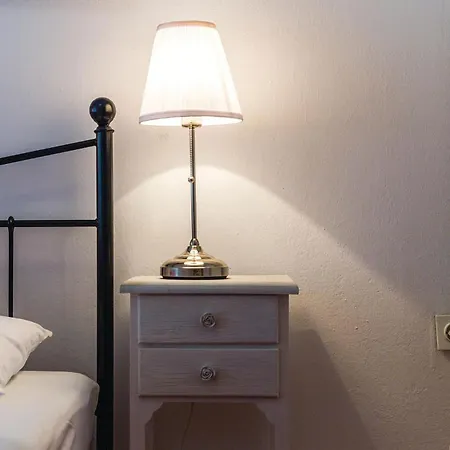 2 Bedroom Awesome In Apartment