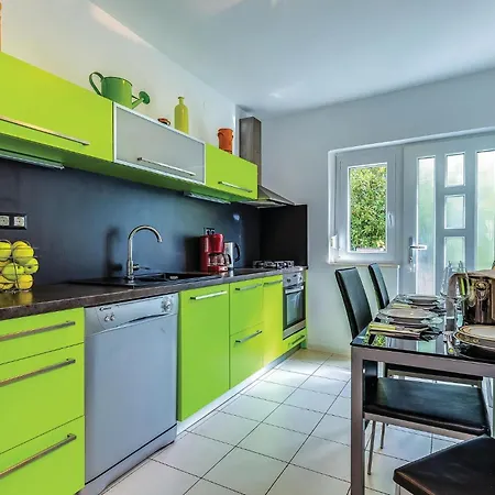 2 Bedroom Awesome In 公寓 *