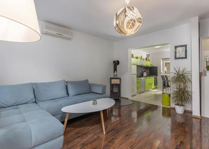 2 Bedroom Awesome In * Selce