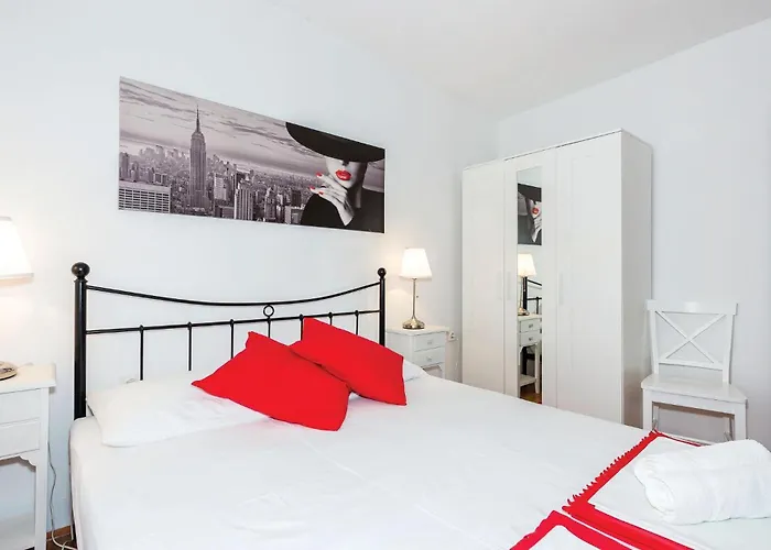 Daire 2 Bedroom Awesome In Selce